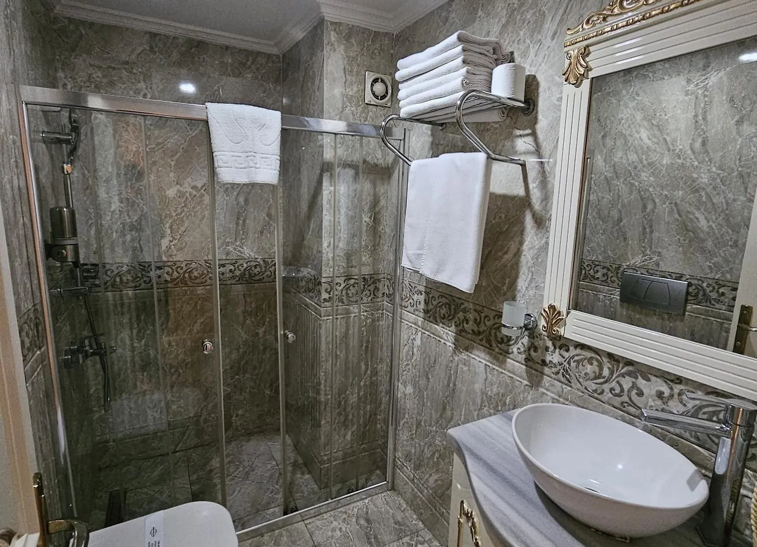***  Best Town Hotel Istanbul Turkey