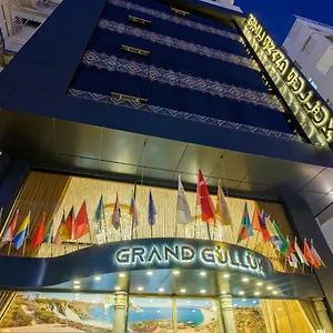 فندق Grand Gulluk Center ***