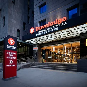 Travelodge Myeongdong Hall מלון סיאול